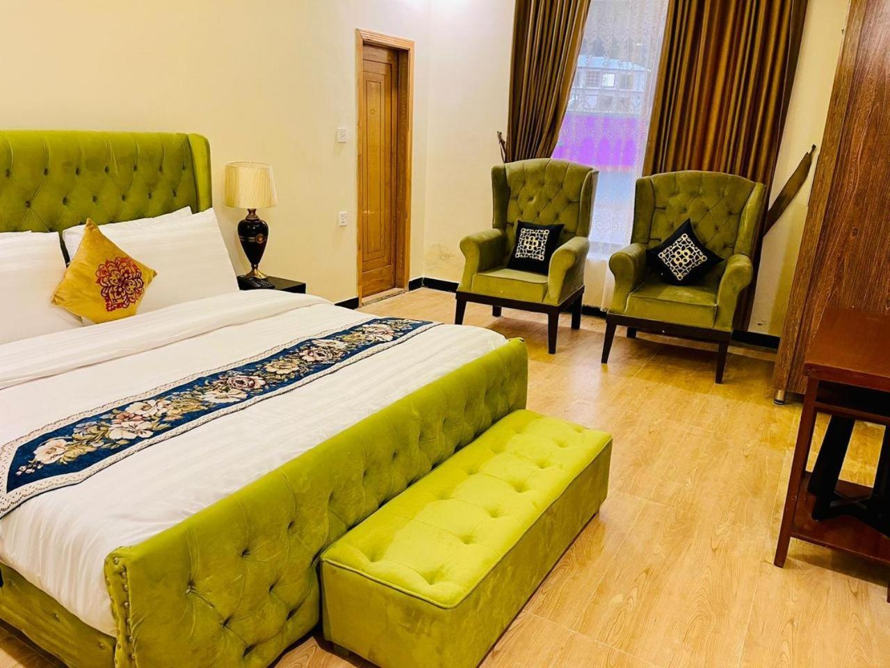 The Corporate Lodges Hotel Saidu Sharif Luaran gambar